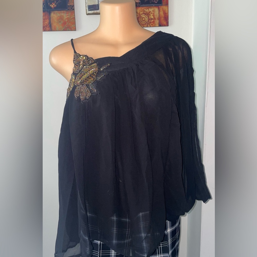 NWT ANGIE HINDU TOP SIZE S